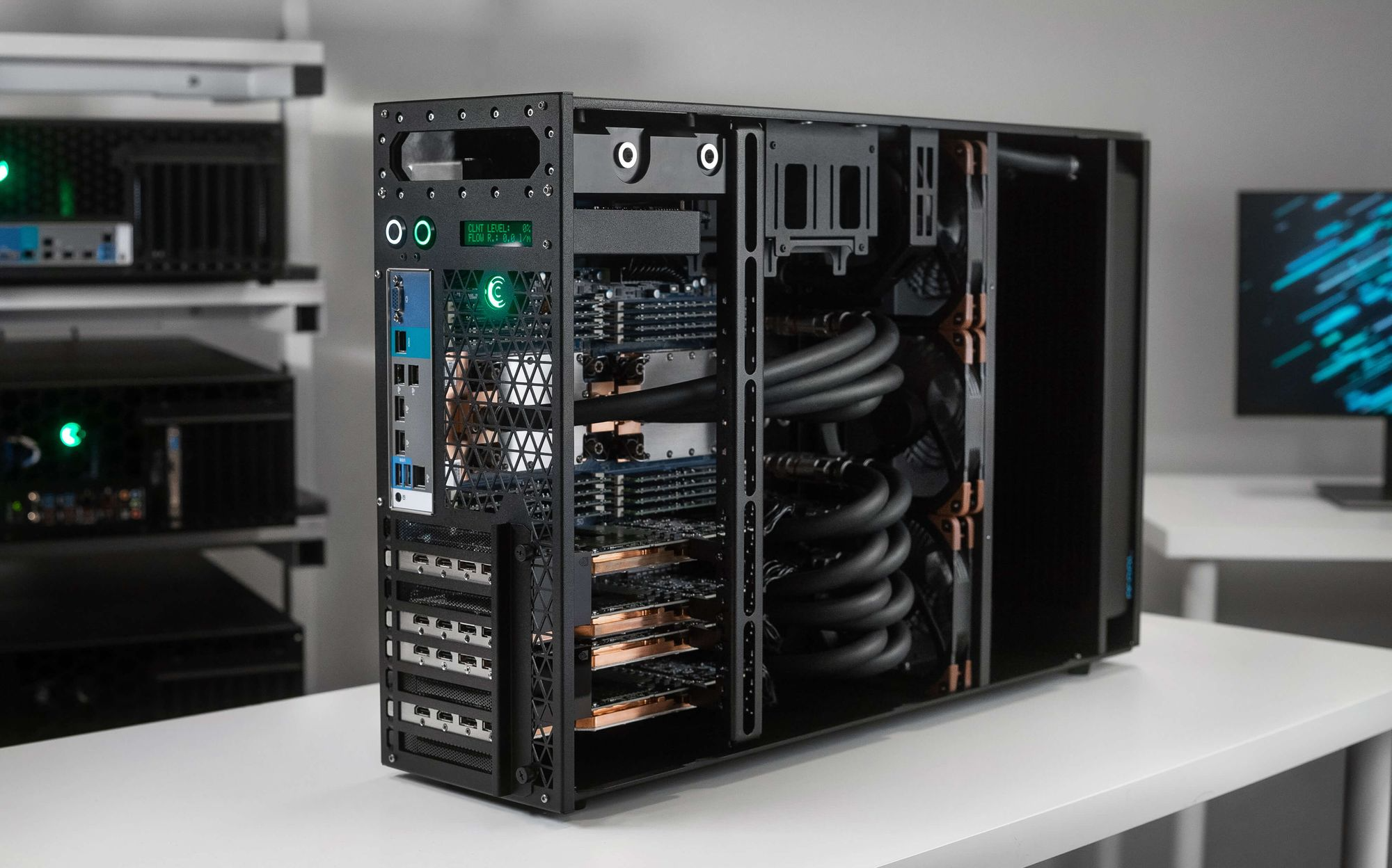 Comino Grando Workstation Flüssiggekühlt